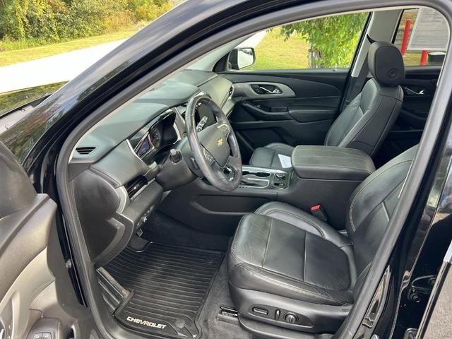 2020 chevrolet traverse lt leather