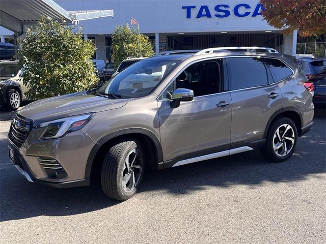 2022 subaru forester touring