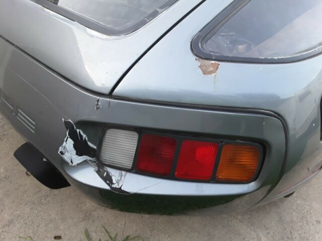 1982 porsche 928 74,355 miles a/t runs stout! make offer