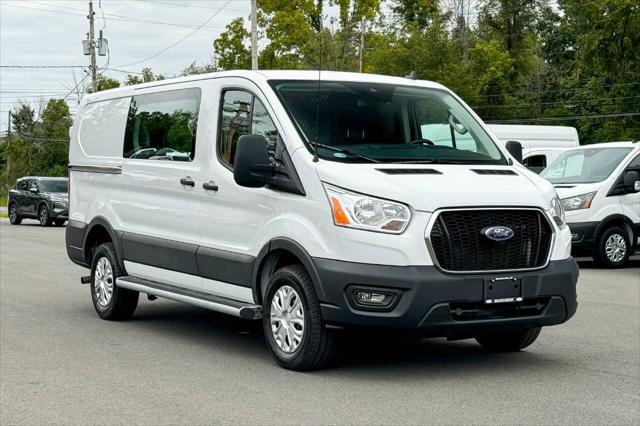 2022 ford transit-250 base