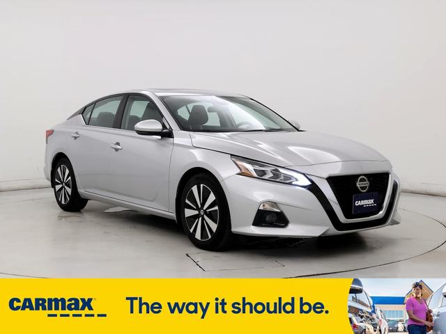 2022 nissan altima sl
