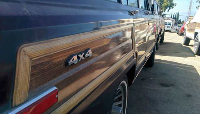 1991 jeep grand wagoneer final edition base sport utility 4-door 5.9l