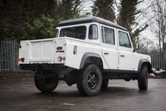 1991 land rover defender 110 double cab / crew cab, pick up lhd white truck