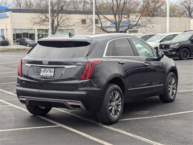 2022 cadillac xt5 premium luxury