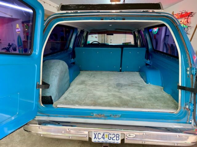 ** 1979 chevrolet c-10 suburban - 99% rust free **
