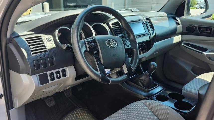 2015 toyota tacoma base