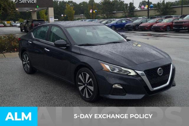2022 nissan altima 2.5 sv