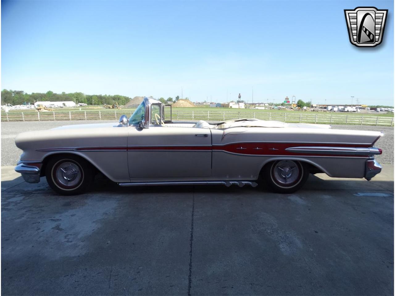 1957 pontiac star chief