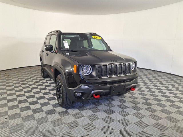 2023 jeep renegade trailhawk