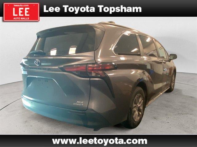 2021 toyota sienna xle