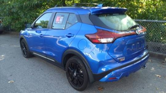 2021 nissan kicks sr