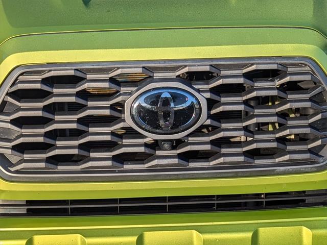 2023 toyota tacoma trd sport