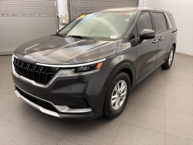 2024 kia carnival lx