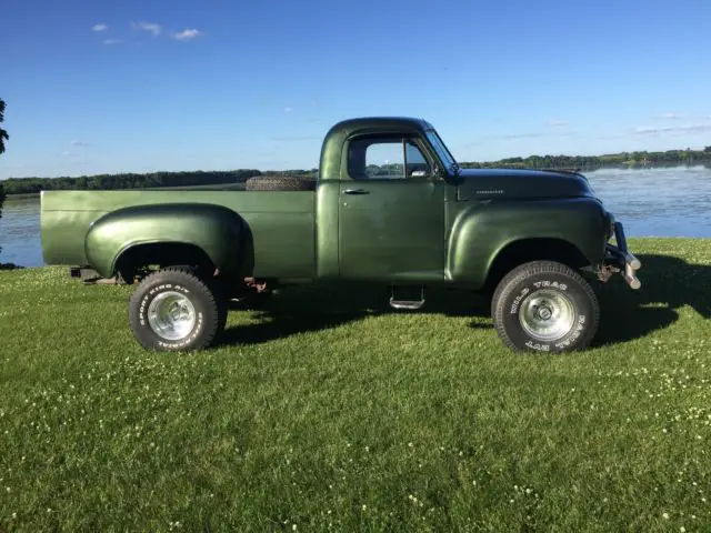 1951 studebaker 350 v8 4 wheel drive 33" tires