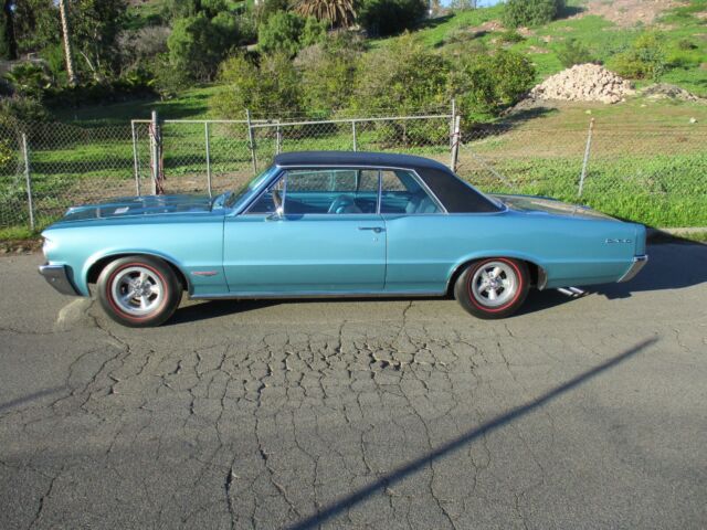 1964 pontiac gto, 1623 miles since fully restored back in 1991 and always garage