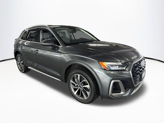 2024 audi q5 45 s line premium plus