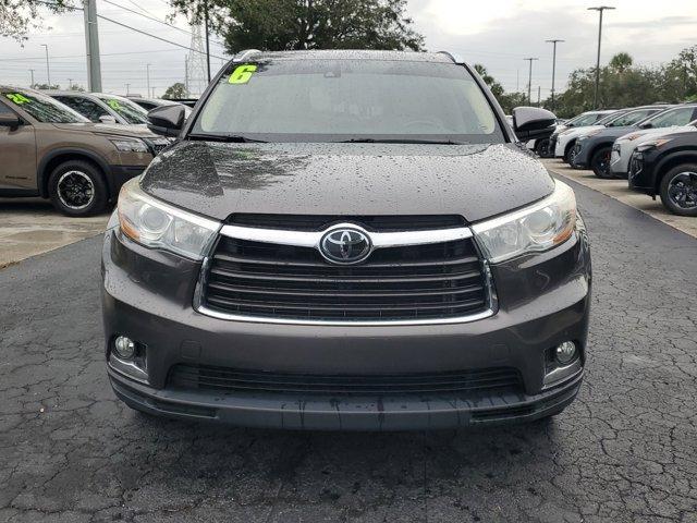2016 toyota highlander limited