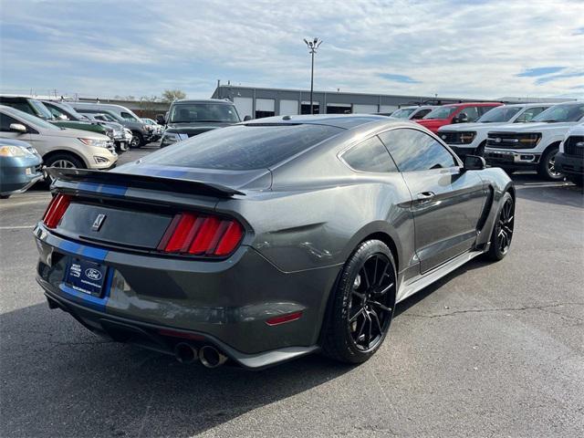 2017 ford shelby gt350 base