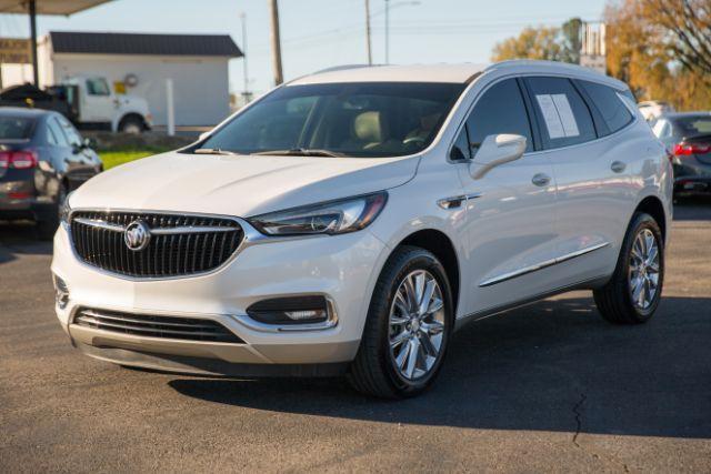 2019 buick enclave essence