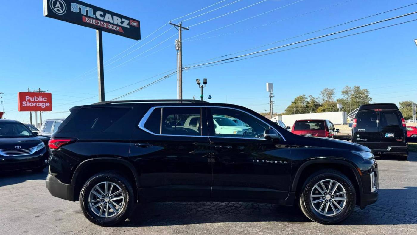 2022 chevrolet traverse lt cloth