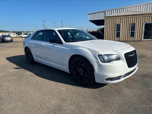 2020 chrysler 300 touring