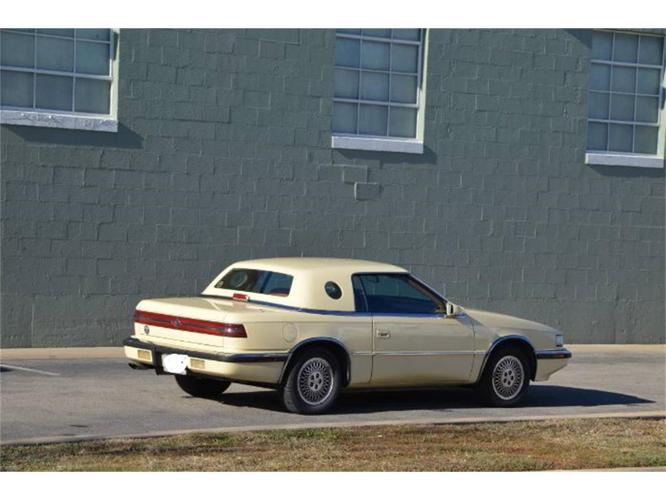 1990 chrysler tc by maserati in cadillac, michigan