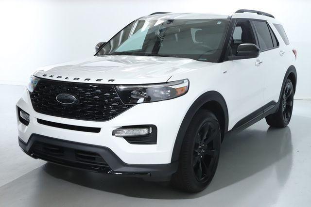 2023 ford explorer st-line