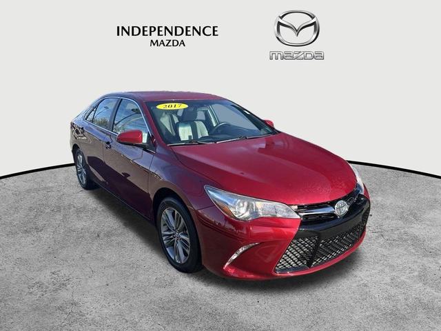2017 toyota camry se