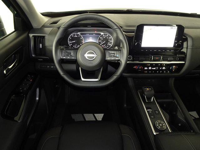2024 nissan pathfinder sl 4wd