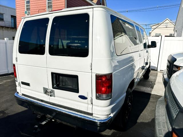 2006 ford e350 super duty xl wagon