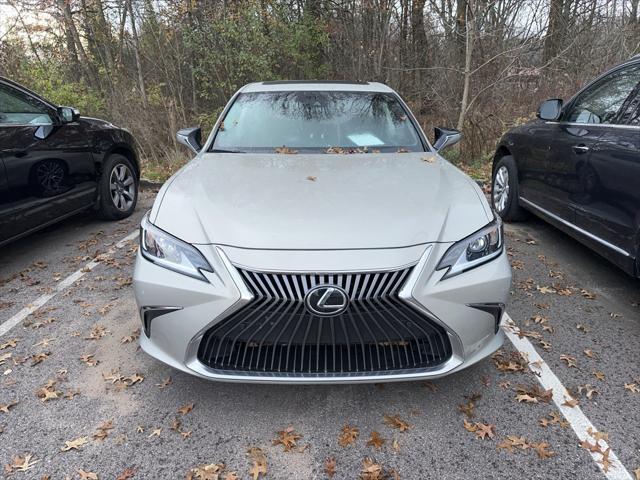2021 lexus es 250 base