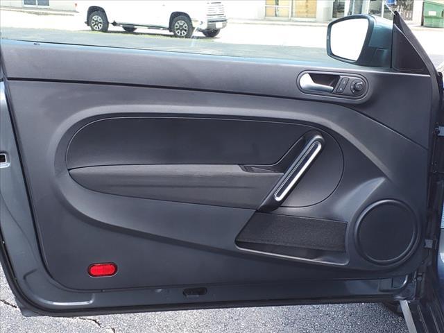 2019 volkswagen beetle 2.0t s