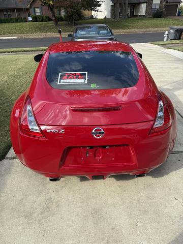 2011 nissan 370z touring