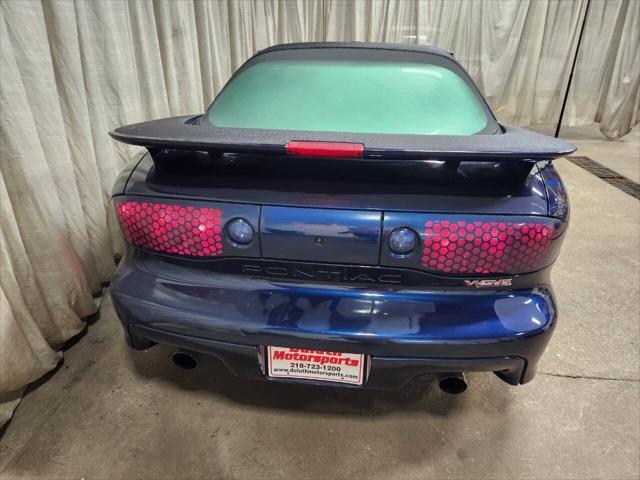 2002 pontiac firebird trans am 2dr hatchback