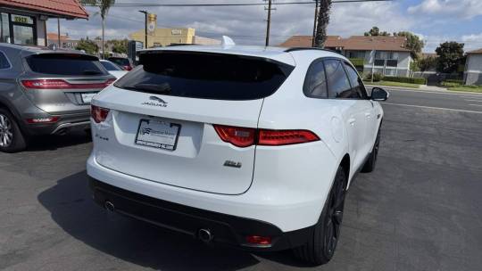 2018 Jaguar F-Pace