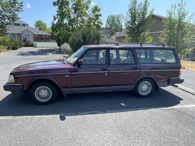 1993 volvo 240 base