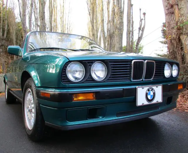 west coast classic - 318ic garage kept - low kilometres!