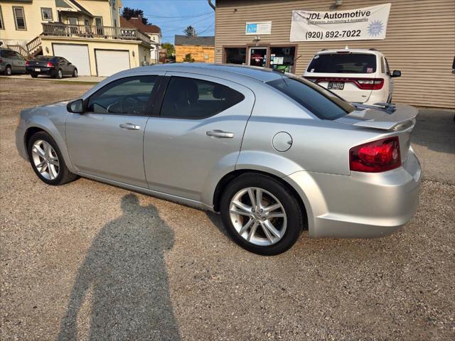 2012 dodge avenger se v6 4dr sedan