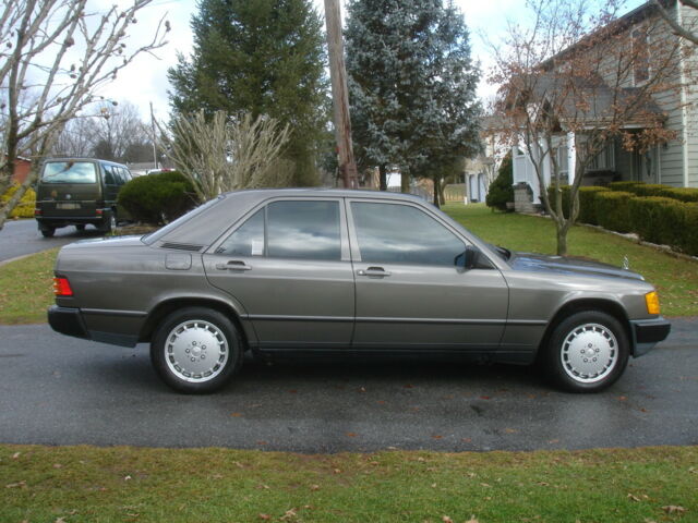 1985 mercedes benz 190d 2.2 diesel 5 speed 115k