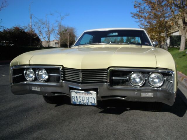 1967 oldsmobile 98 - 2 door hard top v8 super rocket!