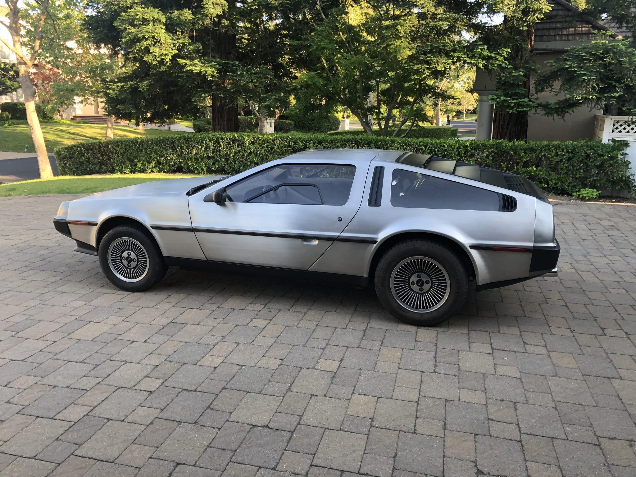 1981 delorean dmc-12 5-speed
