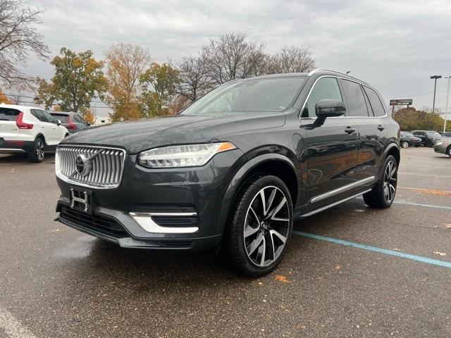 2022 volvo xc90 recharge plug-in hybrid t8 inscription expression 6 passenger