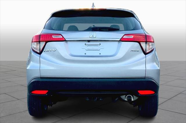 2022 honda hr-v lx