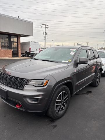 2019 jeep grand cherokee trailhawk