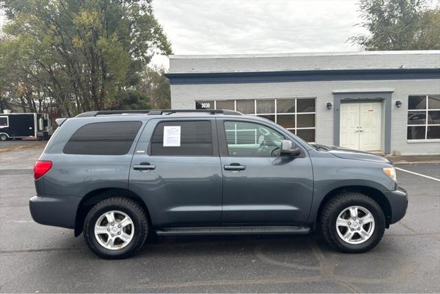 2008 toyota sequoia sr5