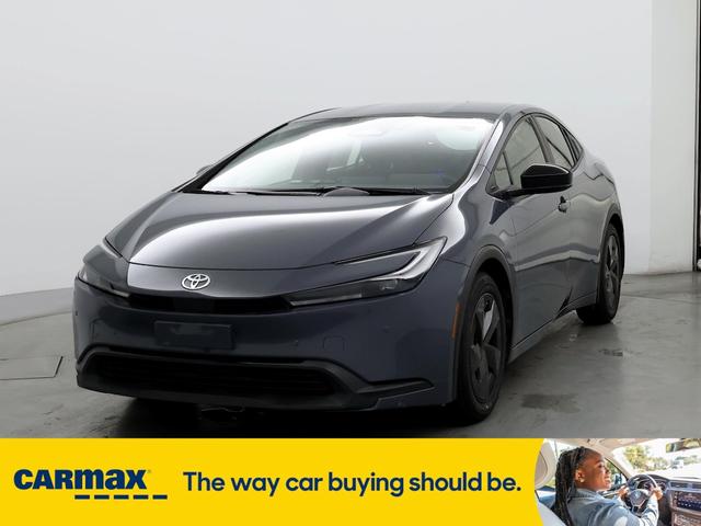 2023 toyota prius le