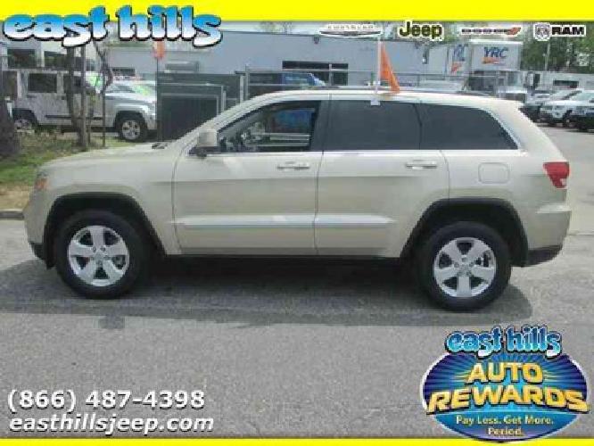 2011 jeep grand cherokee 4wd 4dr laredo in greenvale, ny