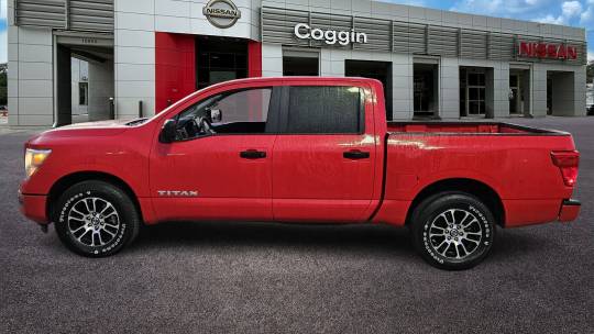 2022 Nissan Titan