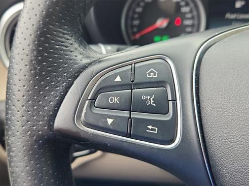2018 mercedes-benz glc 300