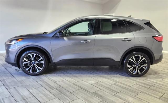2021 ford escape se